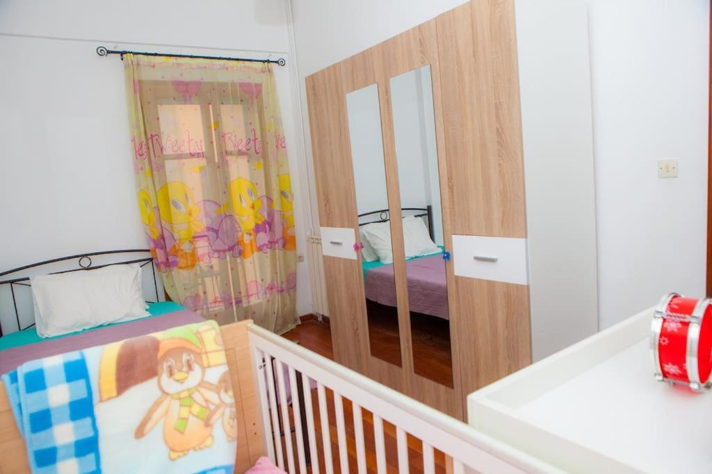 City Center, Sea View Apartment, Amelia! Anemomylos Extérieur photo